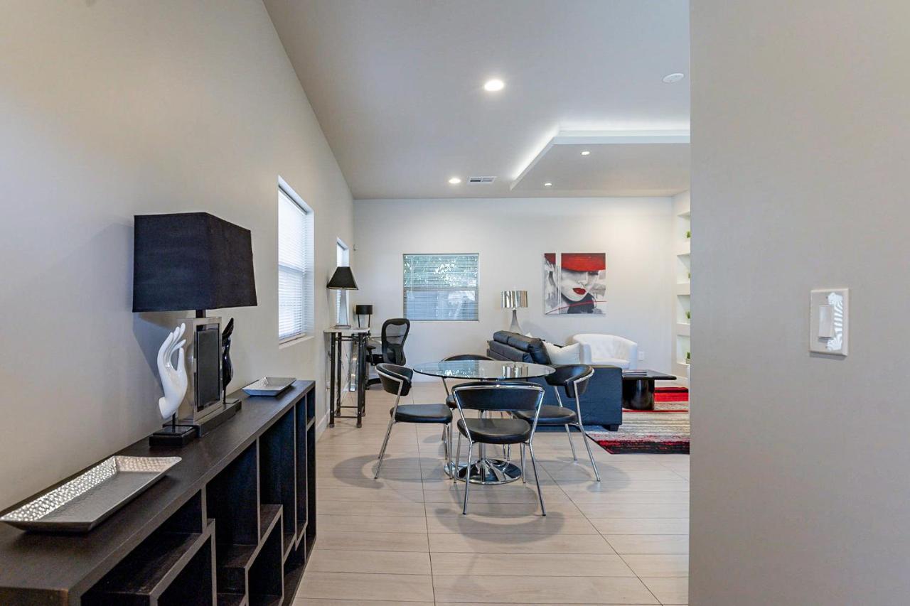 Phx Retreat Modern In Historic Neighborhood